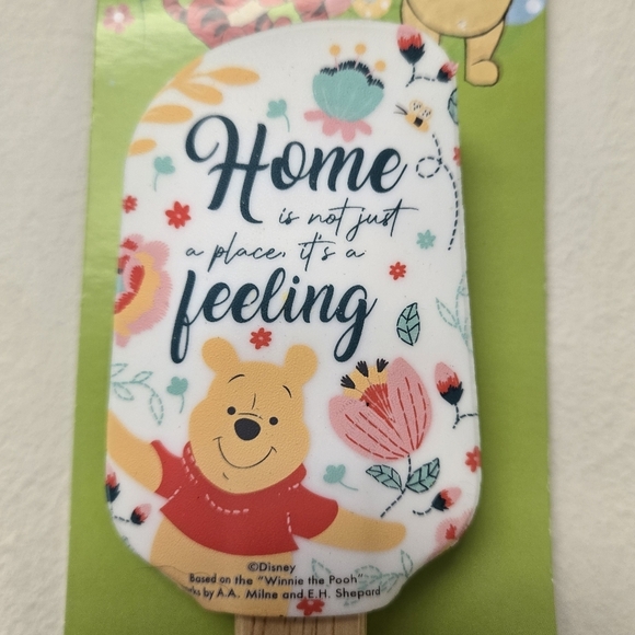 Disney Winnie the Pooh Spring Floral Spatula & Baking Liner Set - Picture 2 of 7
